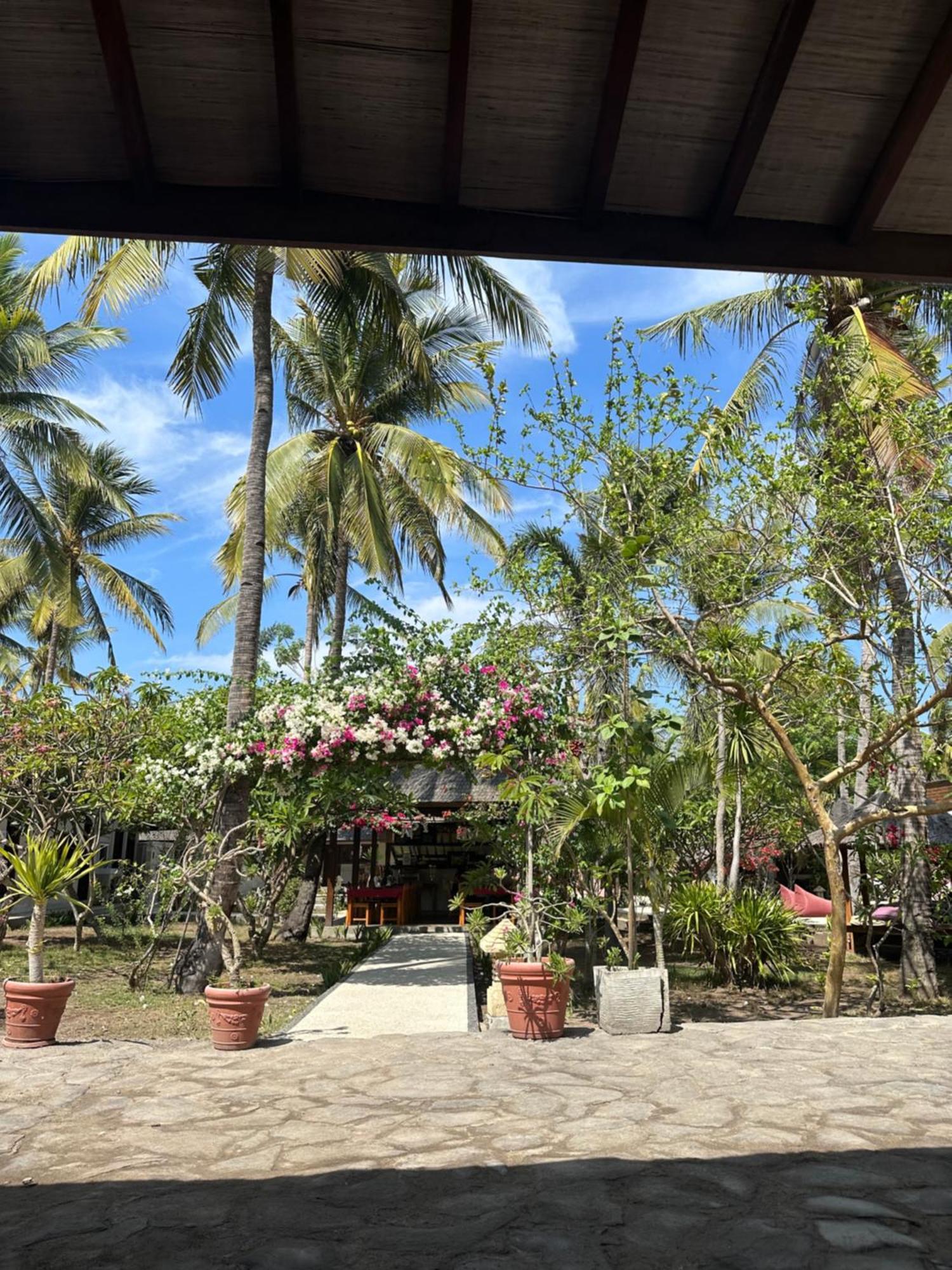 Hotel Trawangan Oasis Gili Trawangan Esterno foto